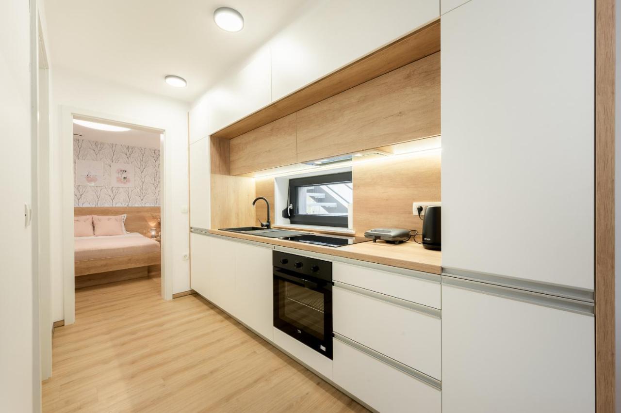 Apartments Gros Radece Extérieur photo